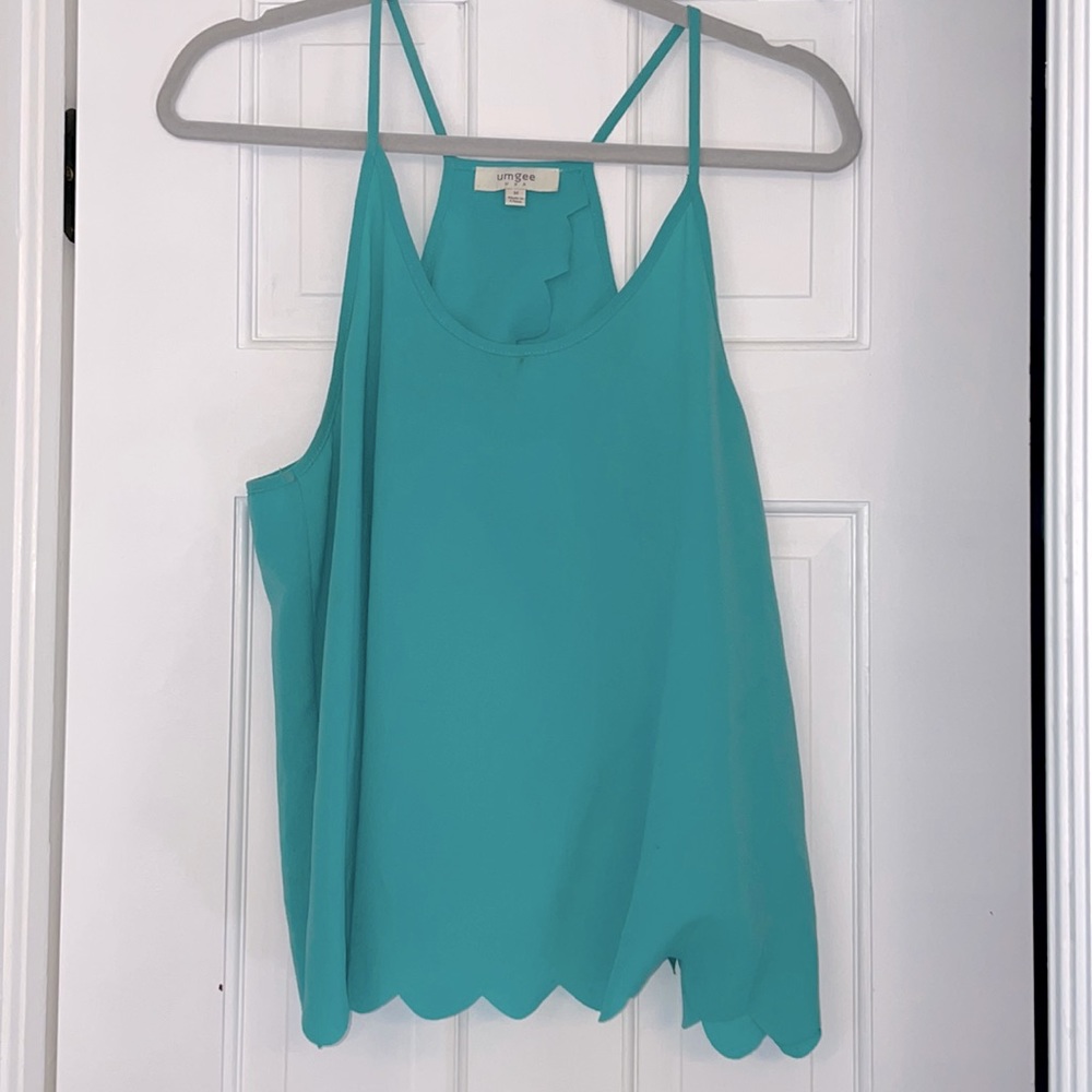 Scalloped open back tank